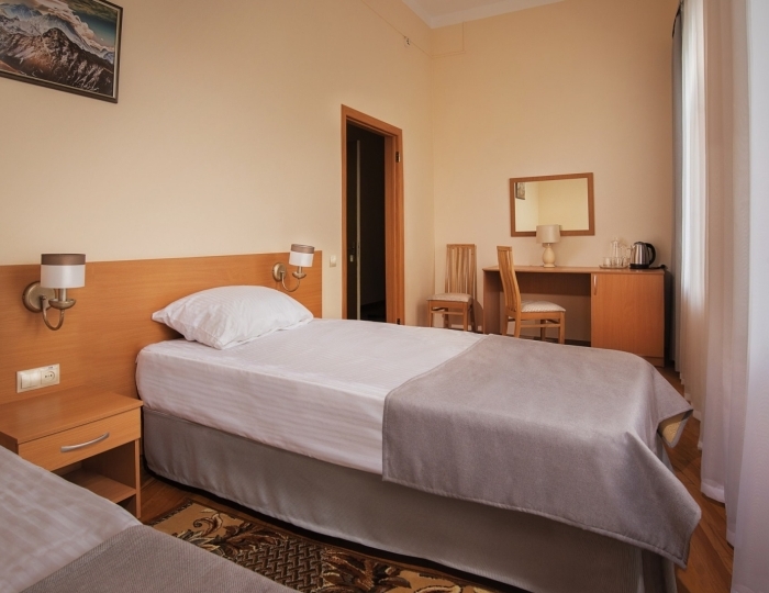 2-мест. 1-комн. номер 1 кат. - Санаторий «Надежда» Ессентуки